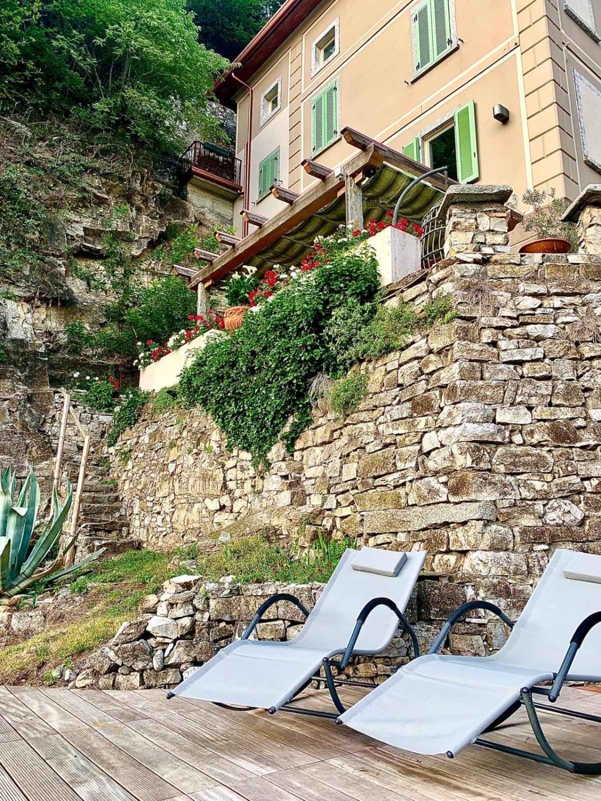 La Casa Sulla Collina Del Castello Villa เบรโน ภายนอก รูปภาพ